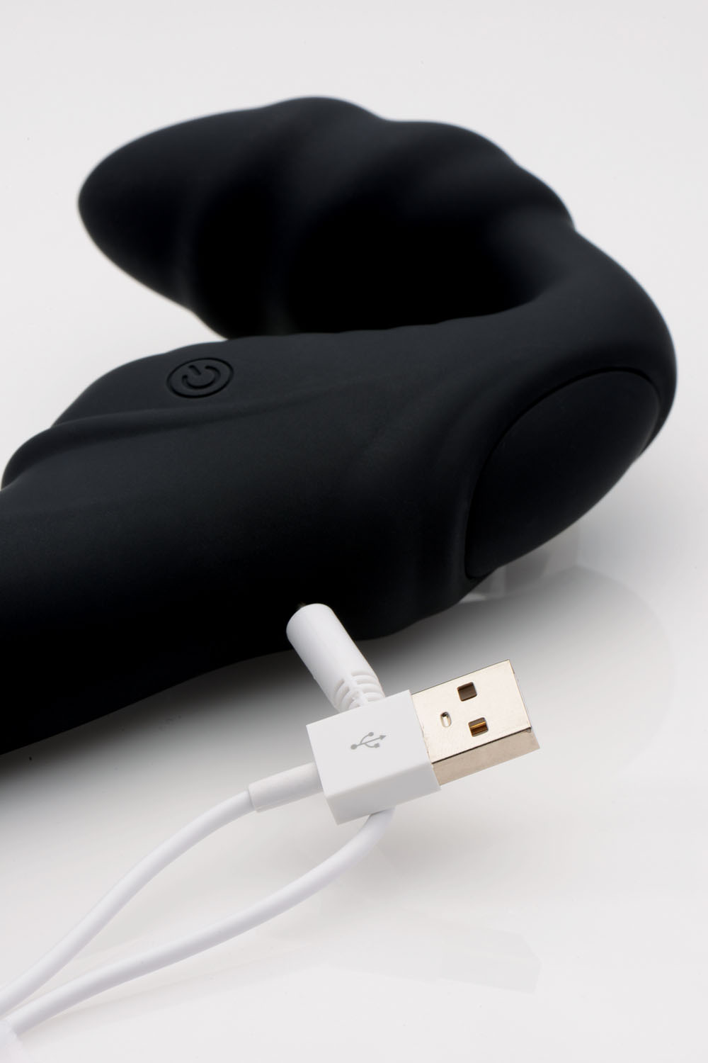Pro Rider 9x Vibrating Silicone Strapless Strap on With Remote Control - Image 5